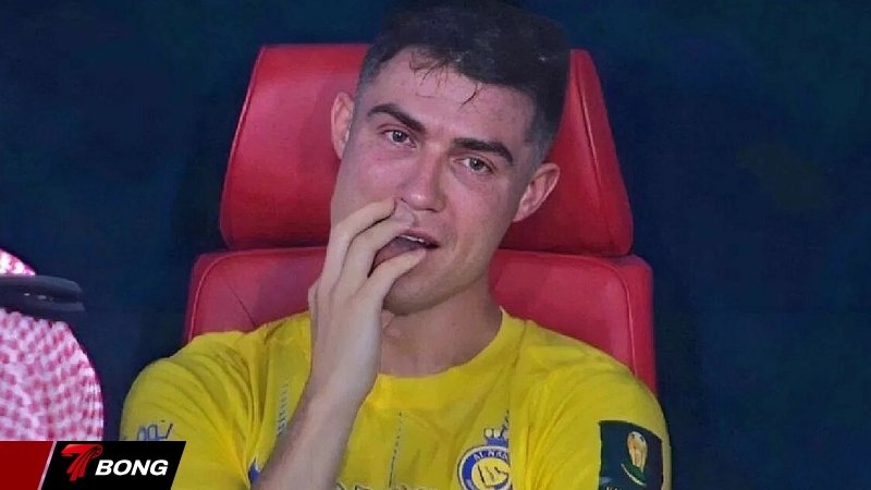 Giọt nước mắt của Ronaldo khép lại mùa giải